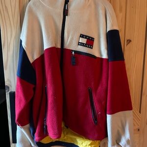 Vintage Tommy Hilfiger Red and Cream Fleece Jacket